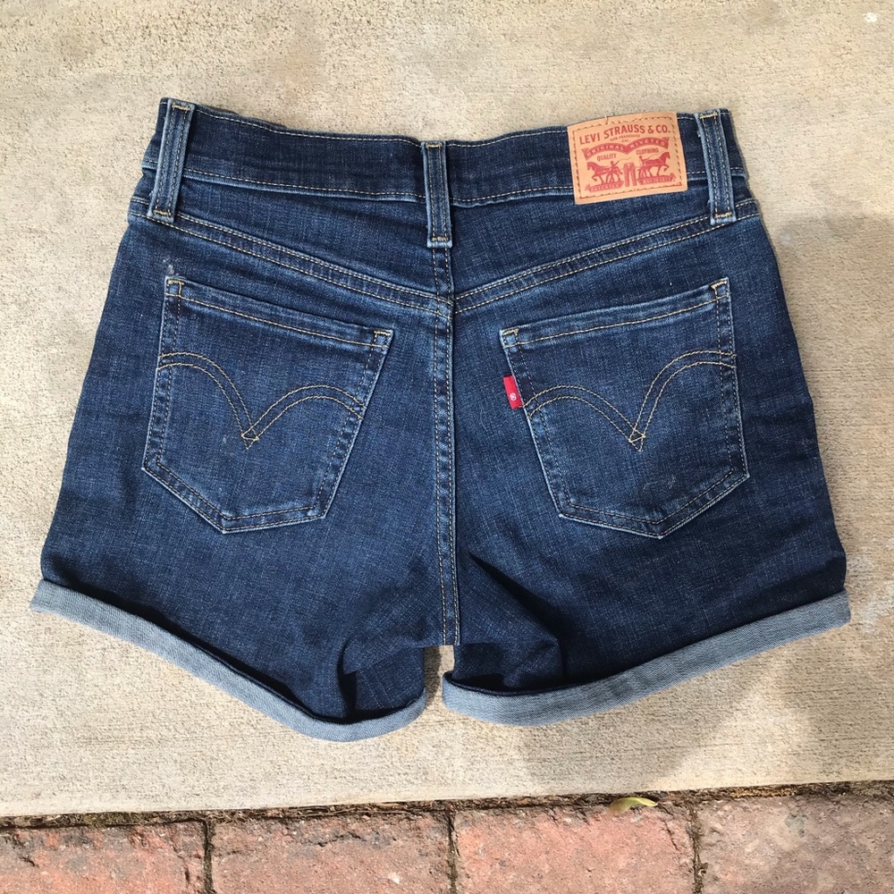 Levi’s Jean Shorts Women’s